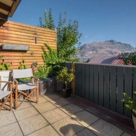 Fantastic Views, Close To Town 2 Bedroom Apartment Queenstown Exterior foto